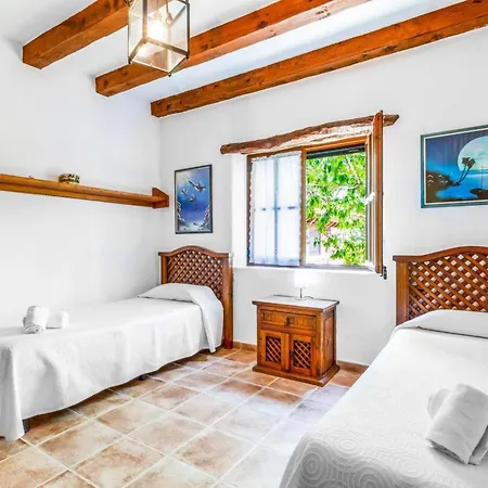 Schoenes In Der Naehe Von By Interhome פוינסה