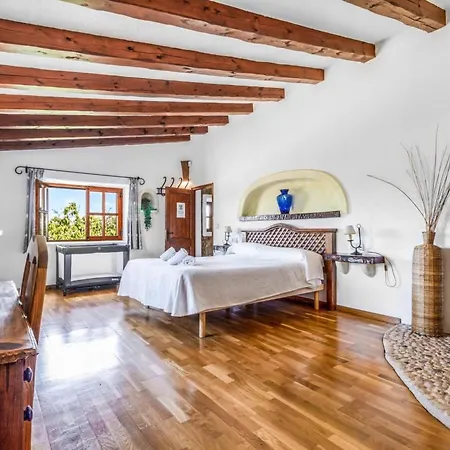 Schoenes In Der Naehe Von By Interhome *